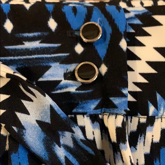 Monteau high waisted shorts - Picture 2 of 2